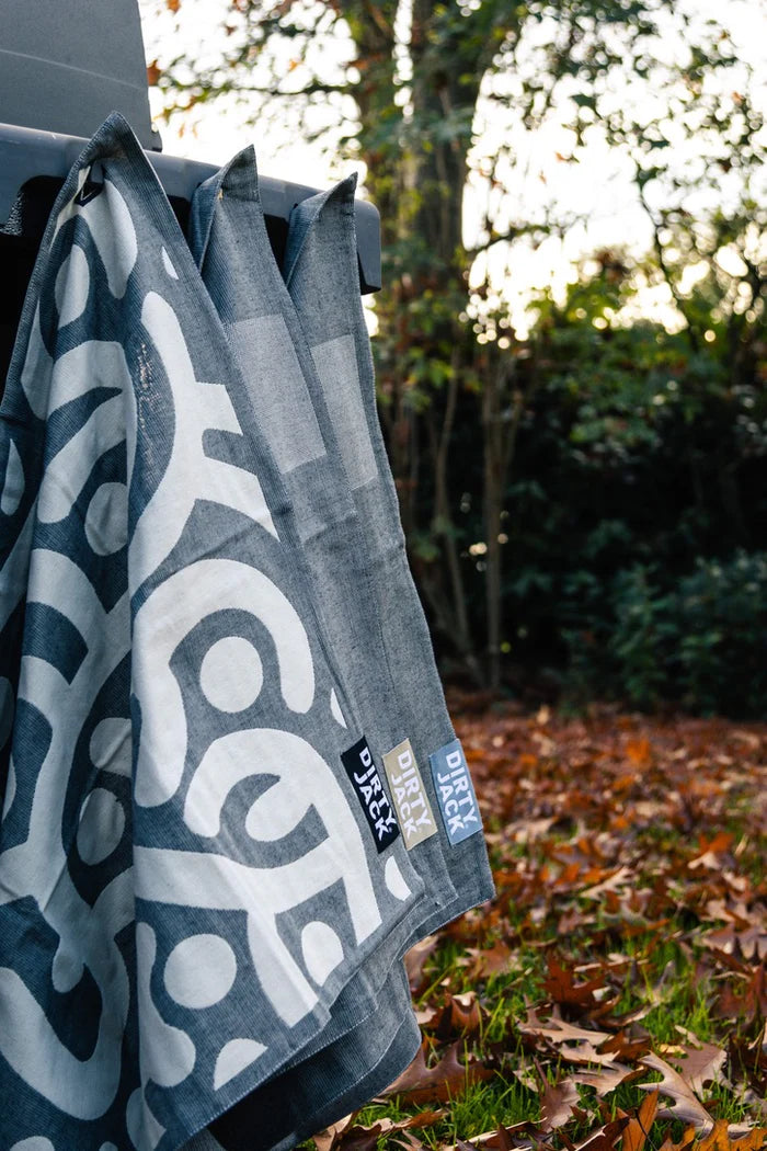Dirty Jack | Kookdoek Charcoal | Desert Sand label