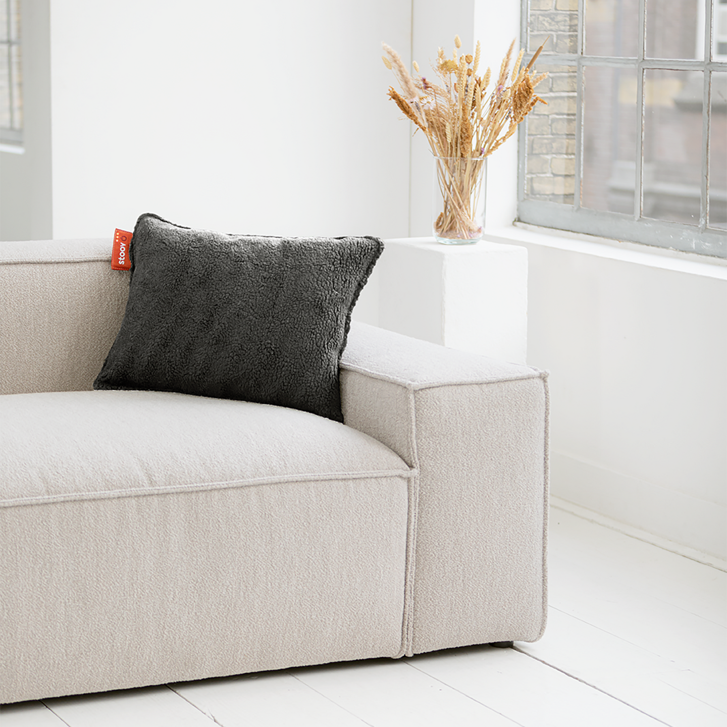Stoov Ploov Warmtekussen Draadloos Woolly Graphite 45x60cm | standaard batterij