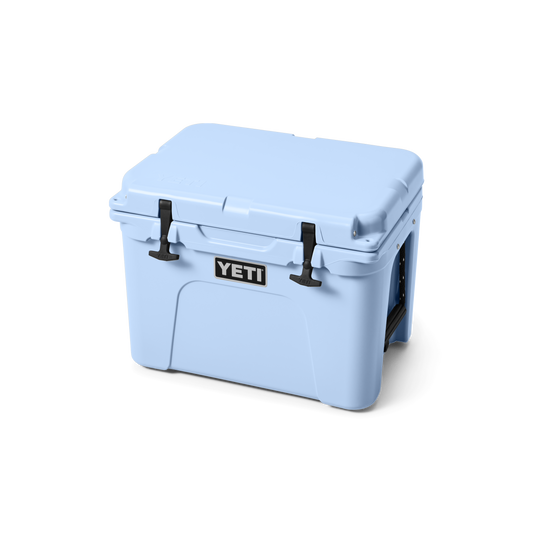 YETI Tundra 35 Hard Cooler | Big Sky Blue