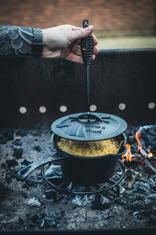 The Windmill - deksellifter voor Dutch oven