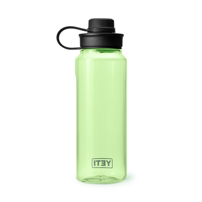 Achterkant Yeti Yonder waterfles van 1 liter met Yonder vaste dop in de kleur Key Lime met gesloten dop.