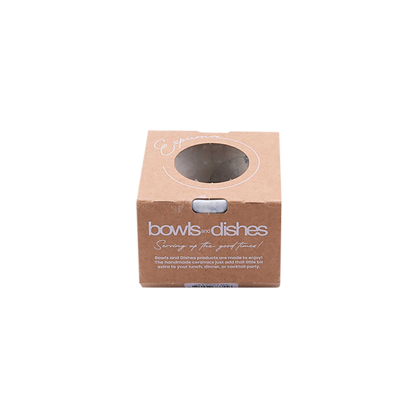 Dezelfde set van 2 handgemaakte aardewerken schaaltjes in de verpakking van Bowls and Dishes. De schaaltjes zijn van opzij gefotografeerd, tegen een witte achtergrond.