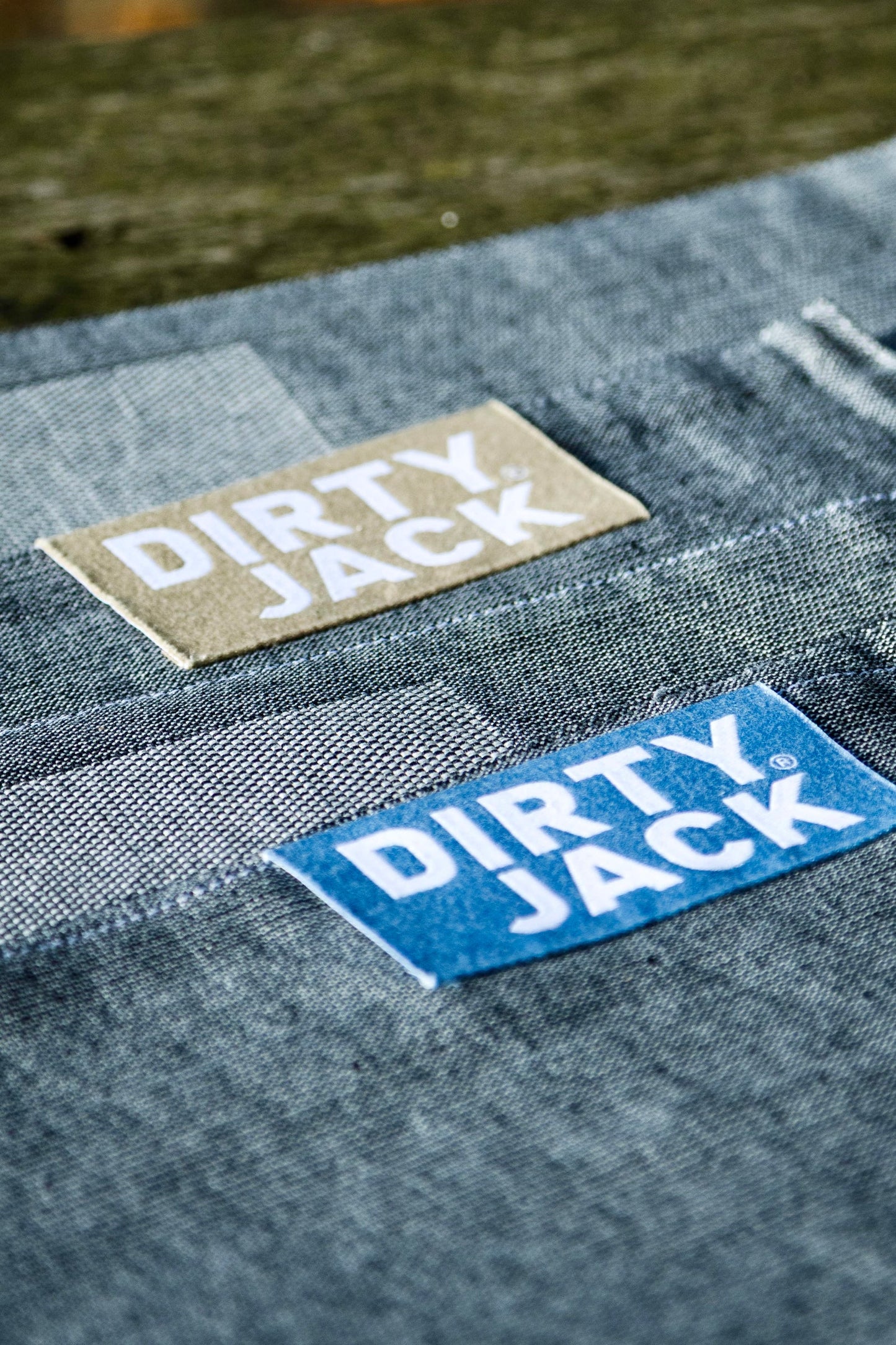 Dirty Jack | Kookdoek Charcoal | Desert Sand label