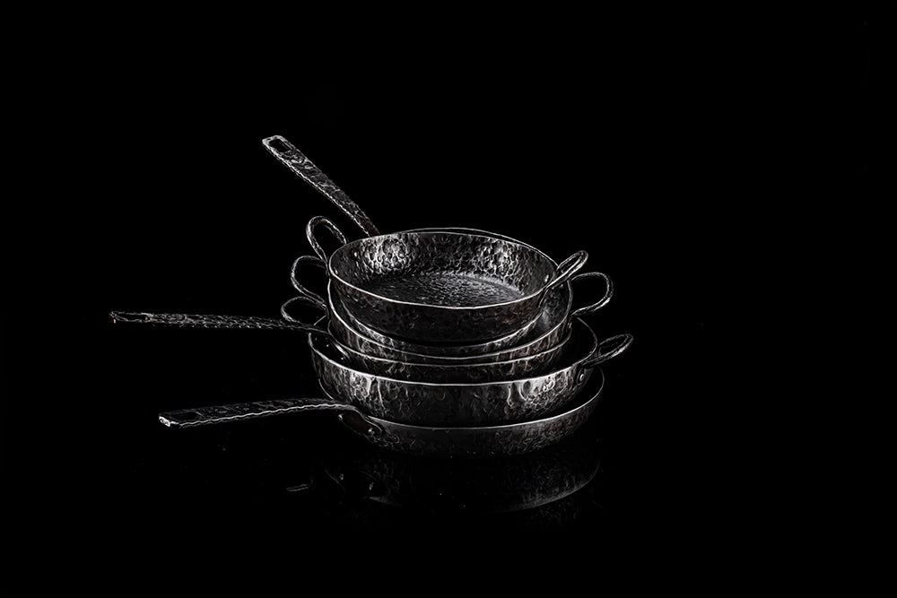 Forged Essentials Koekenpan Karbon Staal met 2 handvaten 20cm