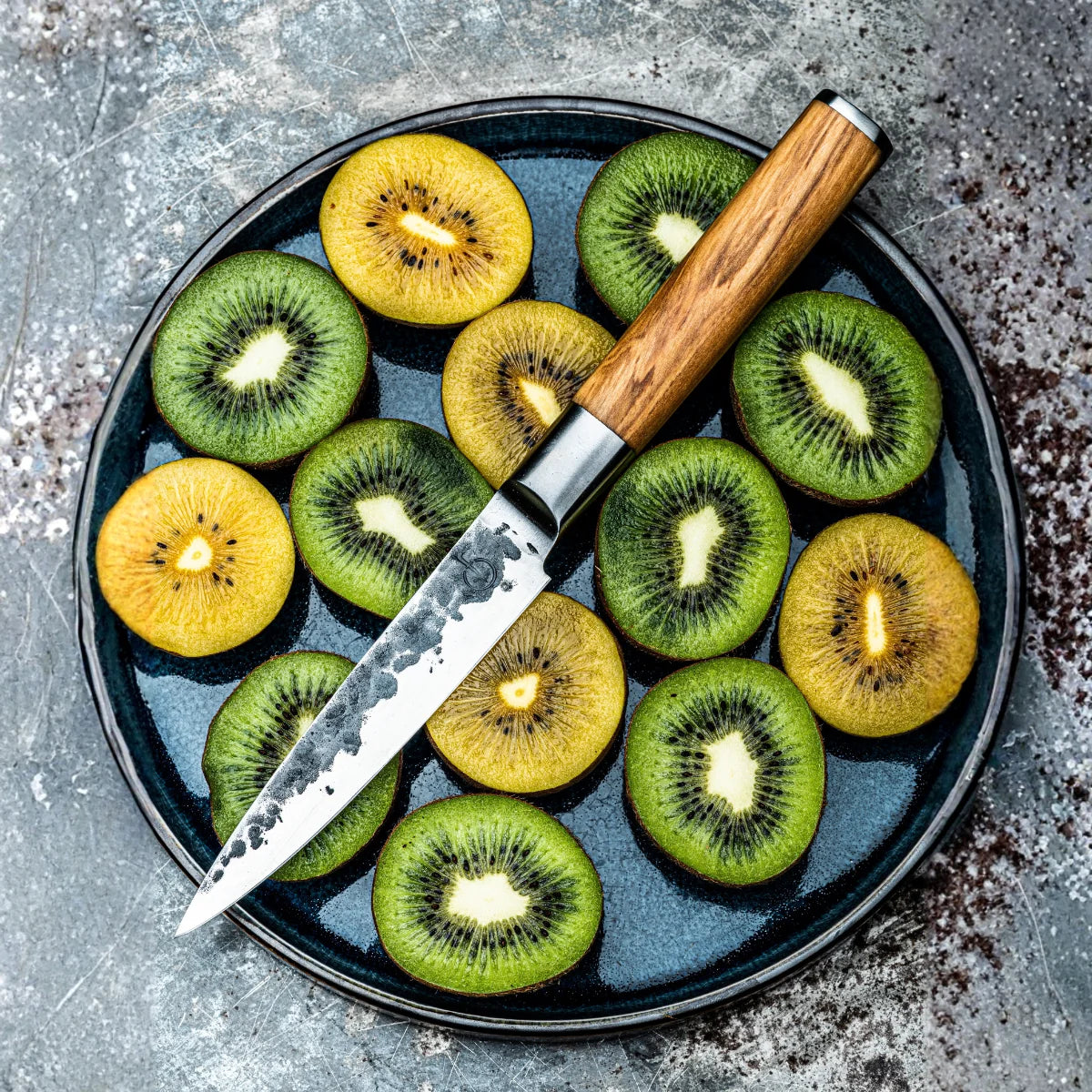 Forged Olive Uitbeenmes