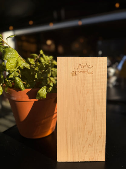 Home Brand Cederhouten plank met exclusieve kerstgravering 30x15cm | 1st.