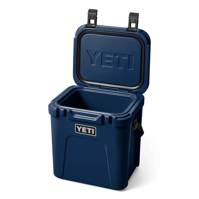YETI Roadie 24 Hard Cooler | Navy