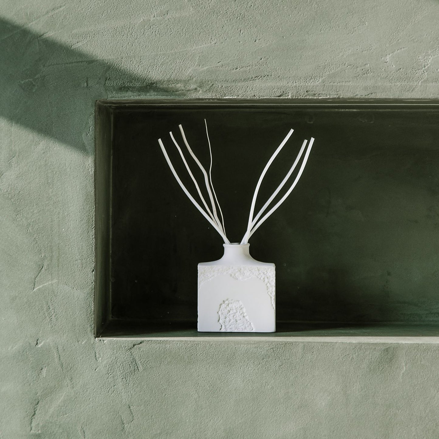 S|P Collection | Marn Geurstokjes Chalk White Lotus 200ml