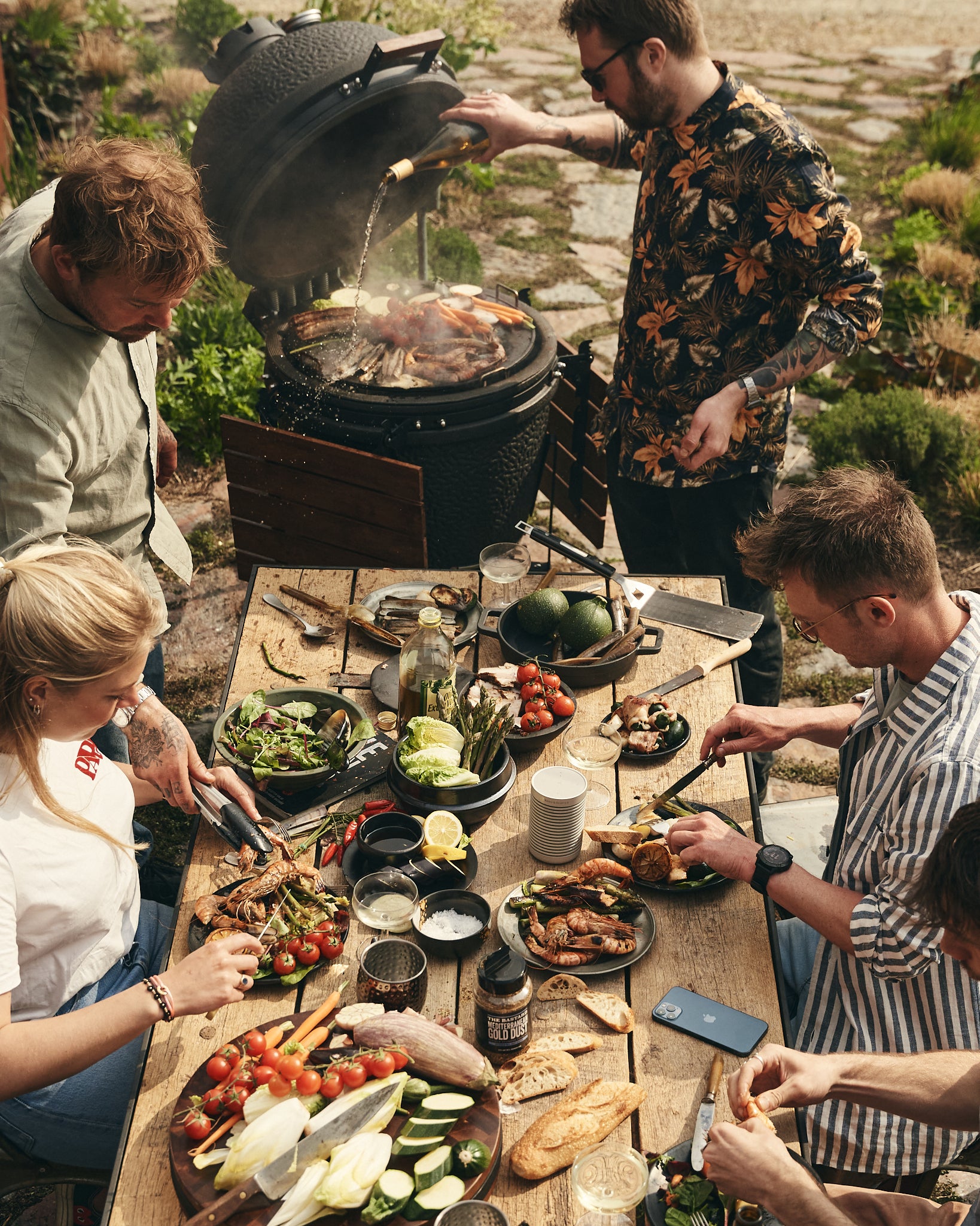 The Bastard Phantom Plancha Ring Large – Plancha Ring voor Kamado – Vuur & Rook The Bastard Phantom Plancha Ring Large – Plancha Ring voor Kamado – Vuur & Rook