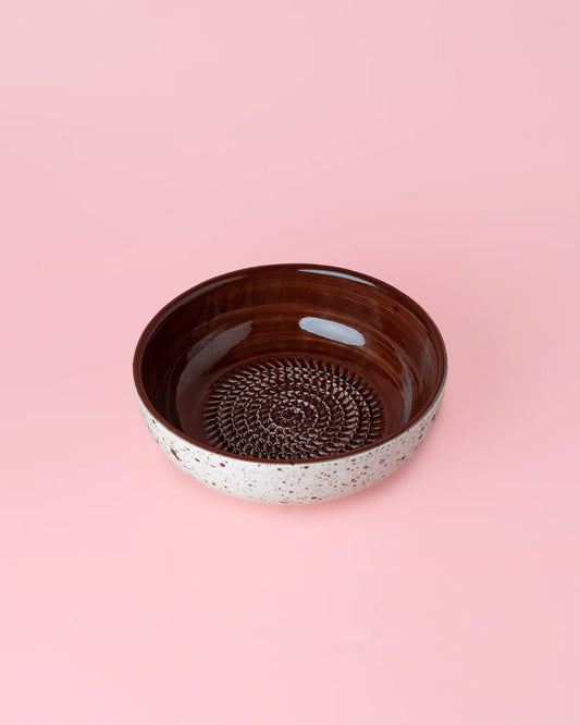 Tierra Cocida | Plato Rallador Medium 15cm | | Brownie