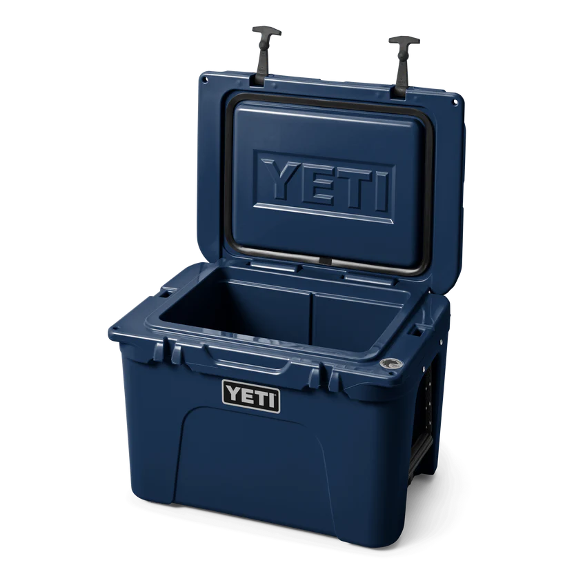 YETI Tundra 35 Hard Cooler | Navy