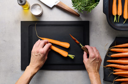 Woll | Cut & Serve Snijplank Medium 30x22cm | Zwart