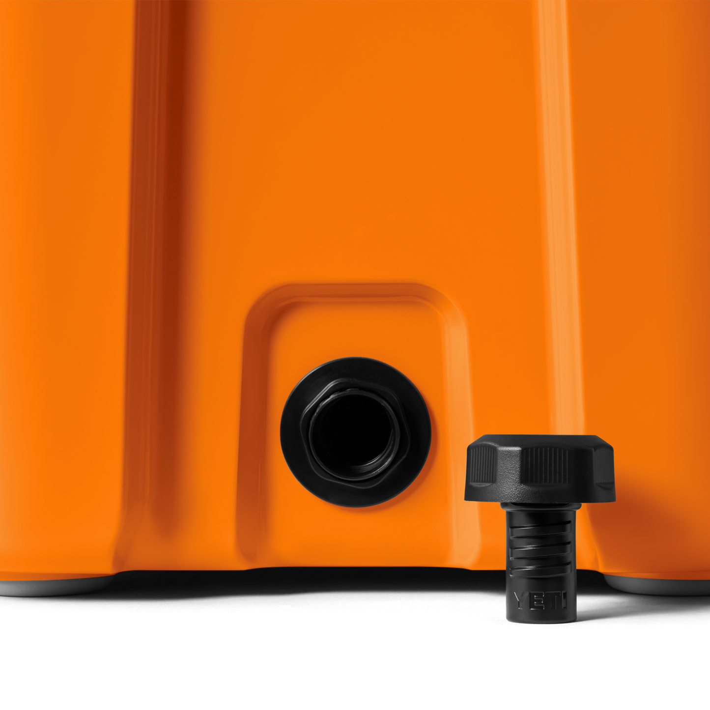 YETI Roadie 24 2.0 Hard Cooler | King Crab Orange