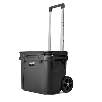 YETI Roadie 32 Wheeled Cooler | Charcoal