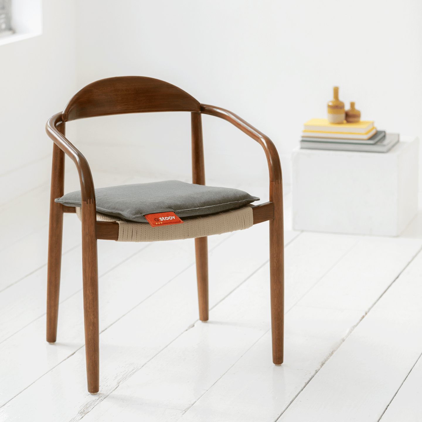 Stoov One Warmtekussen Draadloos Outdoor Grey 40x40cm | standaard batterij