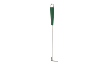 Big Green Egg aspook met groen handvat. Het handvat is voorzien van een oog waaraan hij opgehangen kan worden.